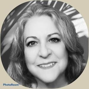 Meet your Posher, Suzanne